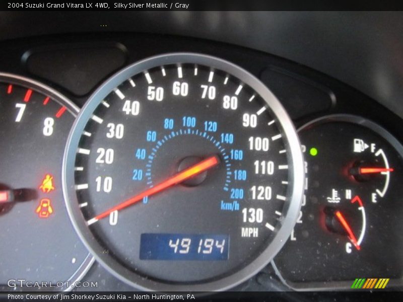 Silky Silver Metallic / Gray 2004 Suzuki Grand Vitara LX 4WD