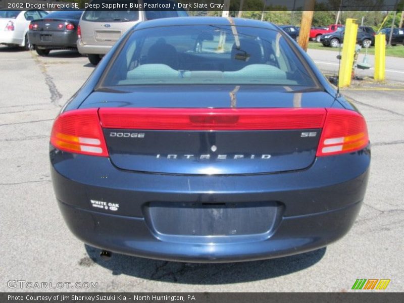 Deep Sapphire Blue Pearlcoat / Dark Slate Gray 2002 Dodge Intrepid SE