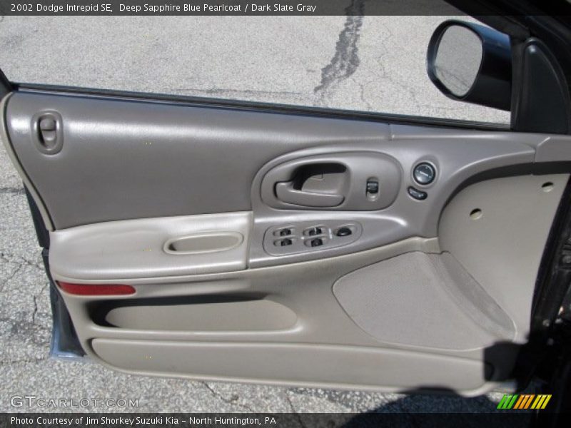 Deep Sapphire Blue Pearlcoat / Dark Slate Gray 2002 Dodge Intrepid SE