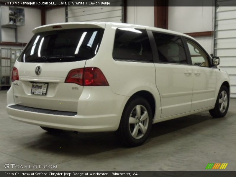 Calla Lilly White / Ceylon Beige 2010 Volkswagen Routan SEL