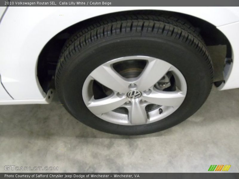 Calla Lilly White / Ceylon Beige 2010 Volkswagen Routan SEL