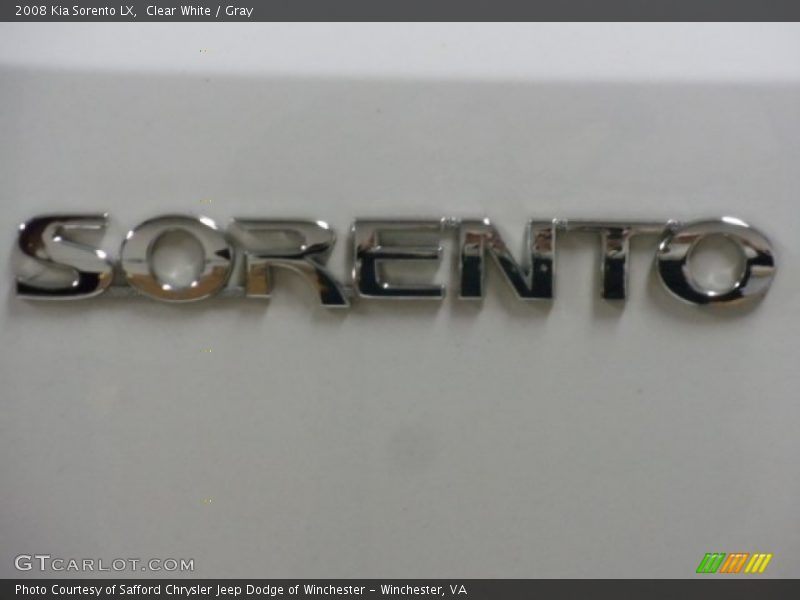 Clear White / Gray 2008 Kia Sorento LX