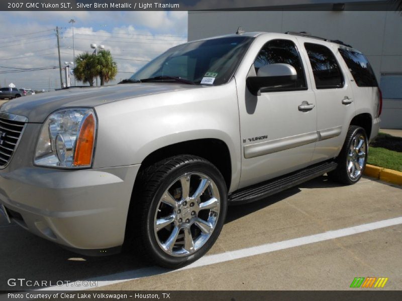 Silver Birch Metallic / Light Titanium 2007 GMC Yukon SLT