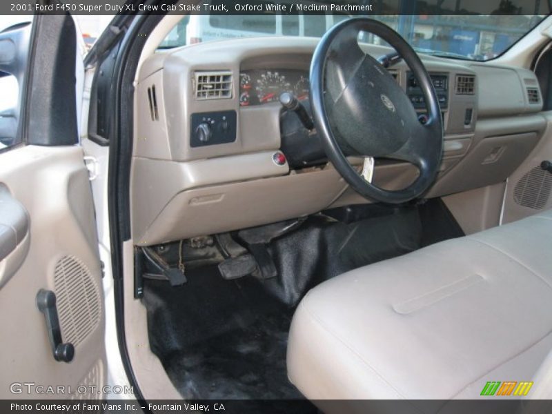  2001 F450 Super Duty XL Crew Cab Stake Truck Medium Parchment Interior