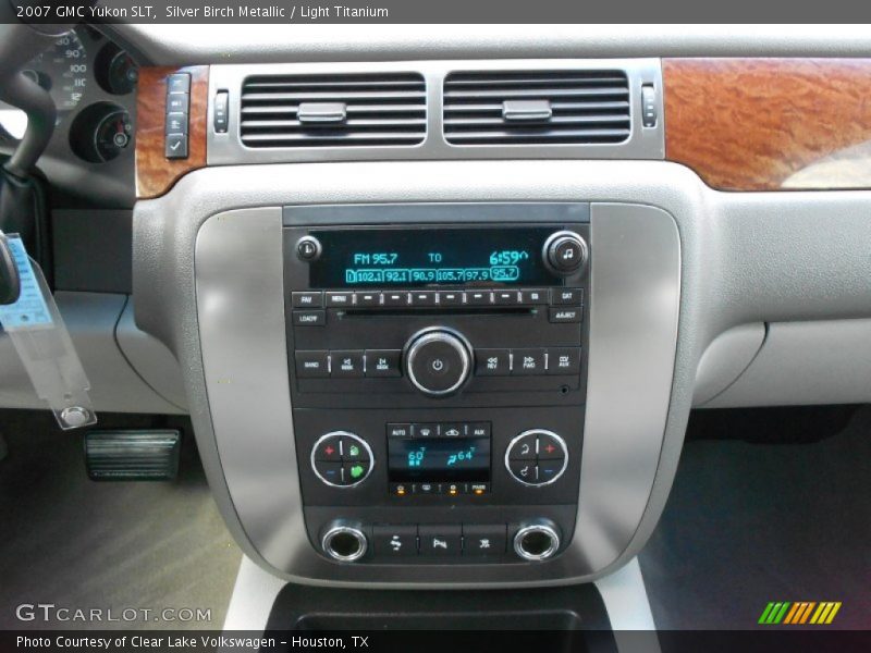 Controls of 2007 Yukon SLT
