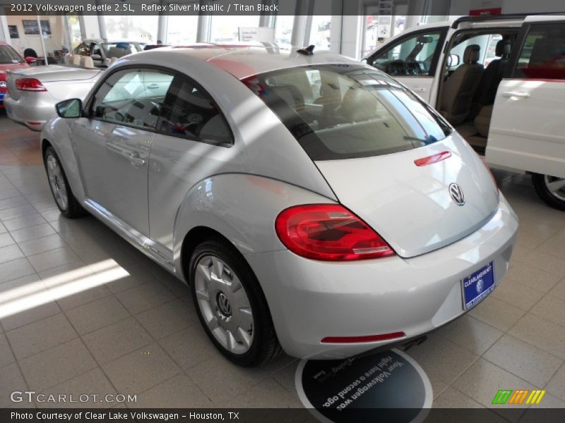 Reflex Silver Metallic / Titan Black 2012 Volkswagen Beetle 2.5L