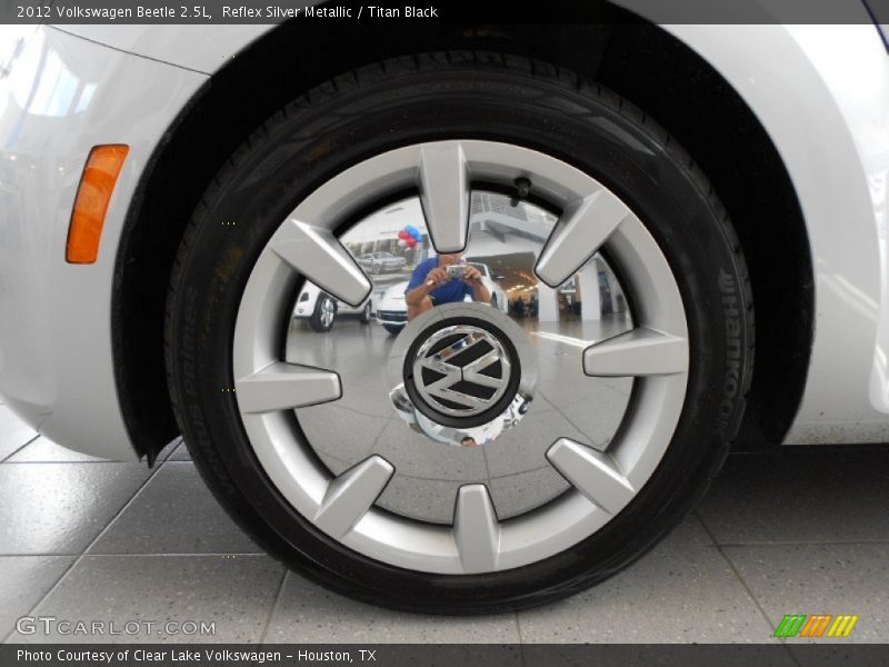  2012 Beetle 2.5L Wheel