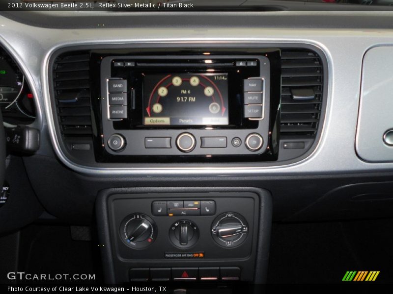 Reflex Silver Metallic / Titan Black 2012 Volkswagen Beetle 2.5L