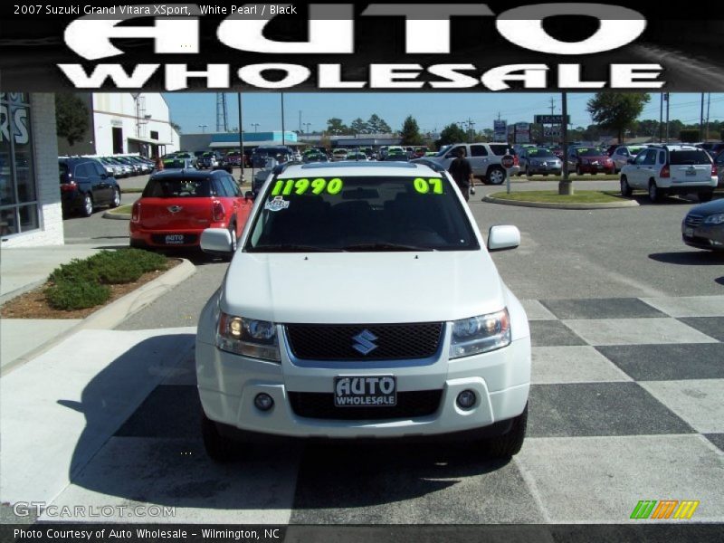 White Pearl / Black 2007 Suzuki Grand Vitara XSport