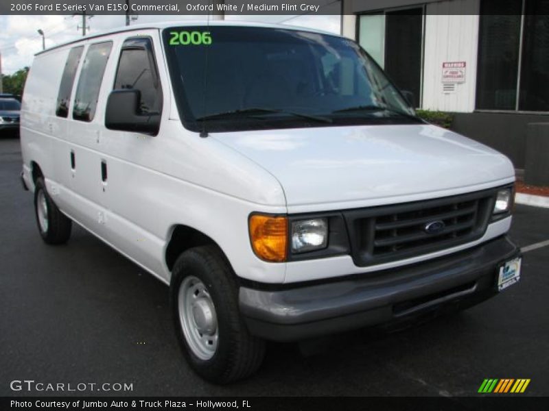 Oxford White / Medium Flint Grey 2006 Ford E Series Van E150 Commercial