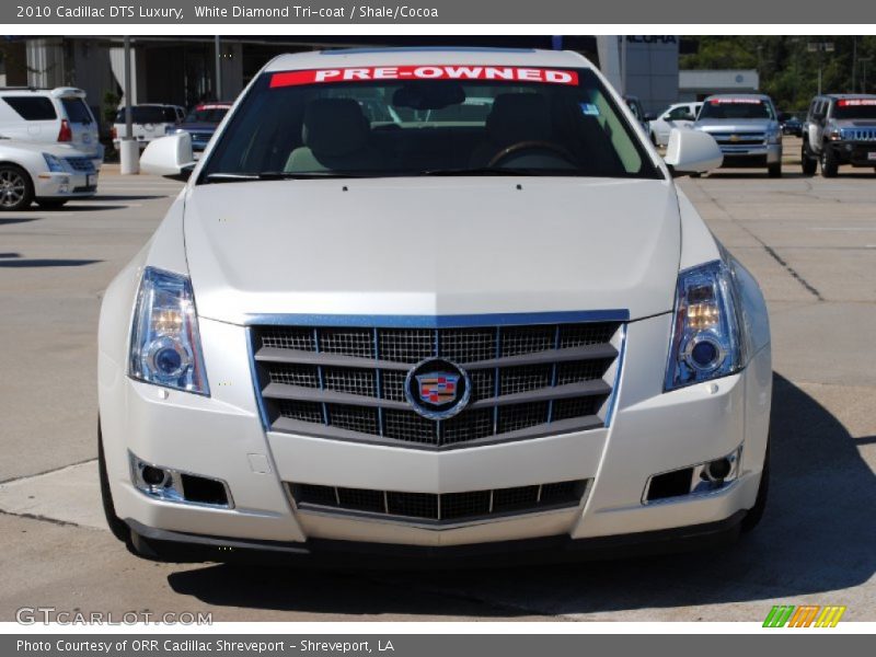 White Diamond Tri-coat / Shale/Cocoa 2010 Cadillac DTS Luxury
