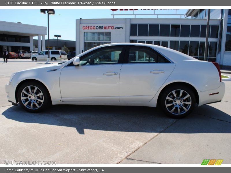 White Diamond Tri-coat / Shale/Cocoa 2010 Cadillac DTS Luxury