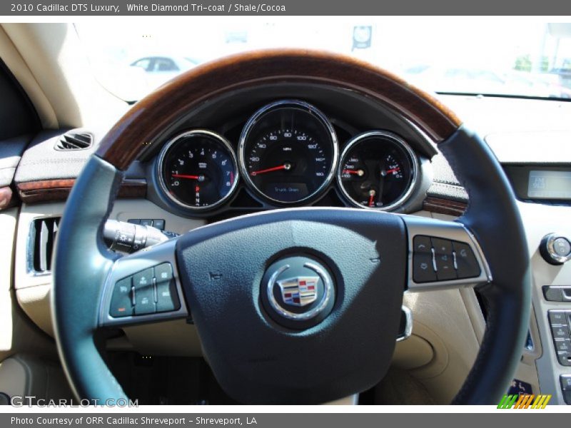 White Diamond Tri-coat / Shale/Cocoa 2010 Cadillac DTS Luxury