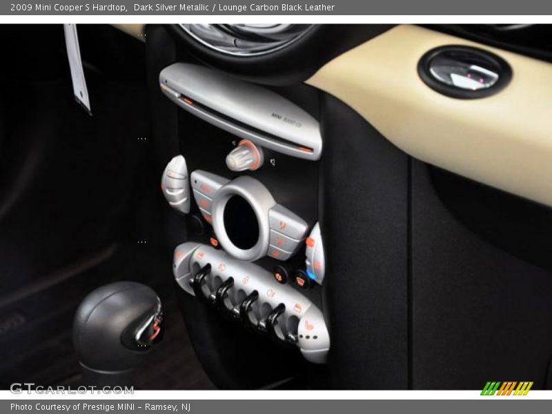 Dark Silver Metallic / Lounge Carbon Black Leather 2009 Mini Cooper S Hardtop