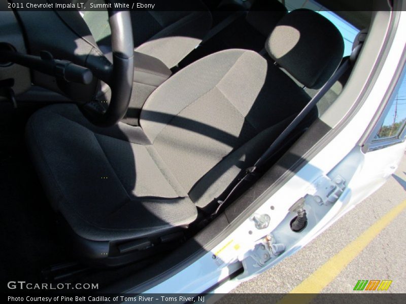 Summit White / Ebony 2011 Chevrolet Impala LT