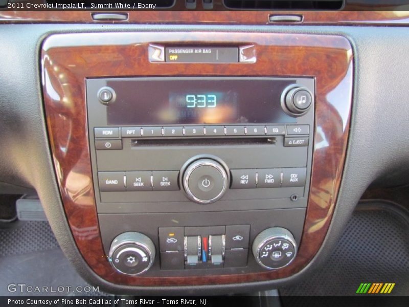 Summit White / Ebony 2011 Chevrolet Impala LT