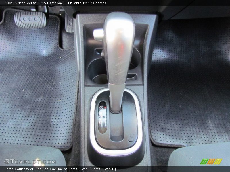 Brillant Silver / Charcoal 2009 Nissan Versa 1.8 S Hatchback