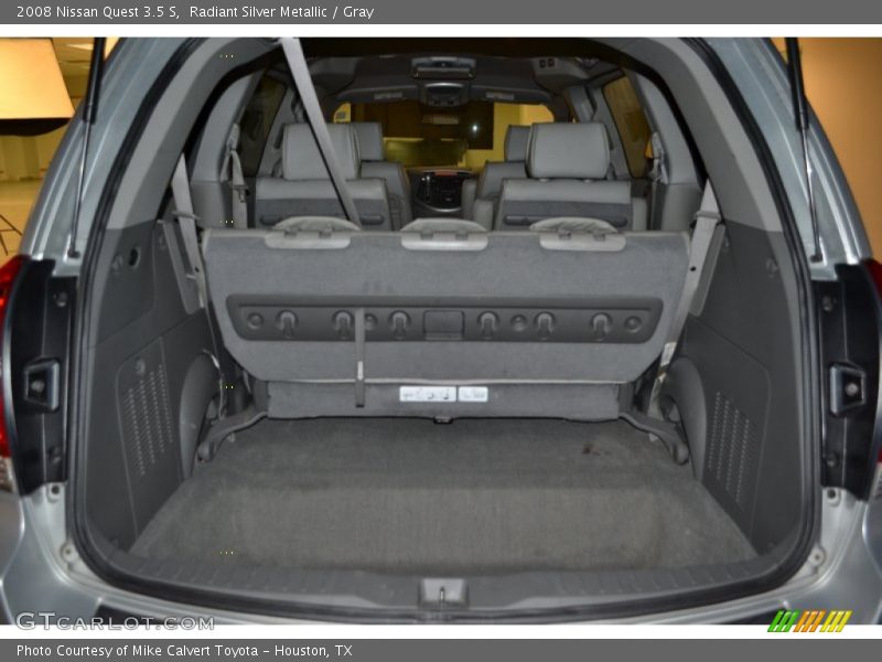  2008 Quest 3.5 S Trunk