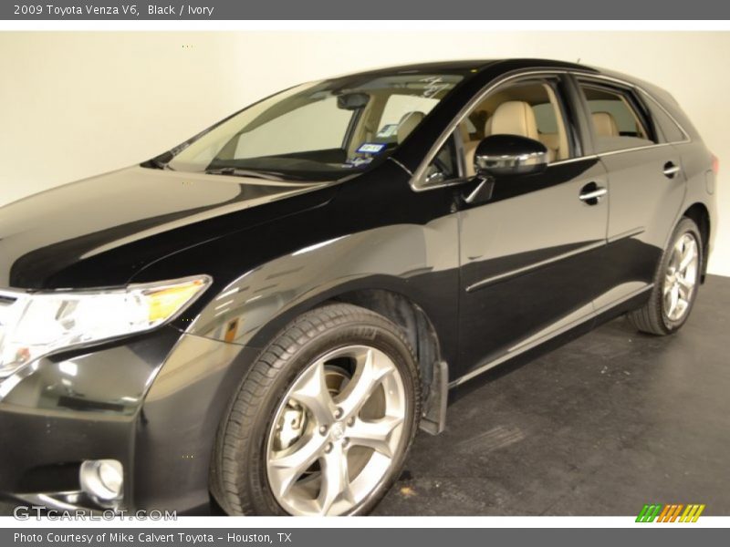 Black / Ivory 2009 Toyota Venza V6