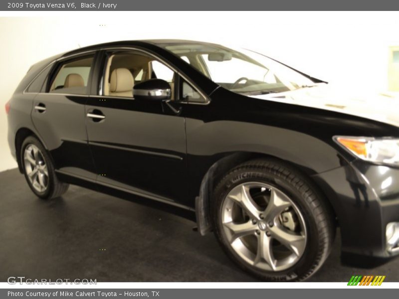 Black / Ivory 2009 Toyota Venza V6