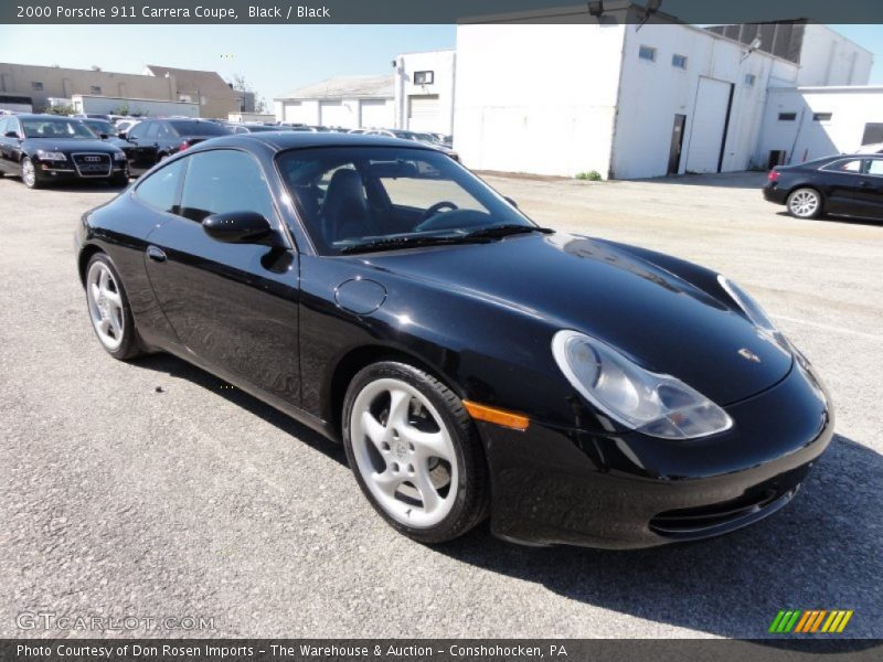 Front 3/4 View of 2000 911 Carrera Coupe