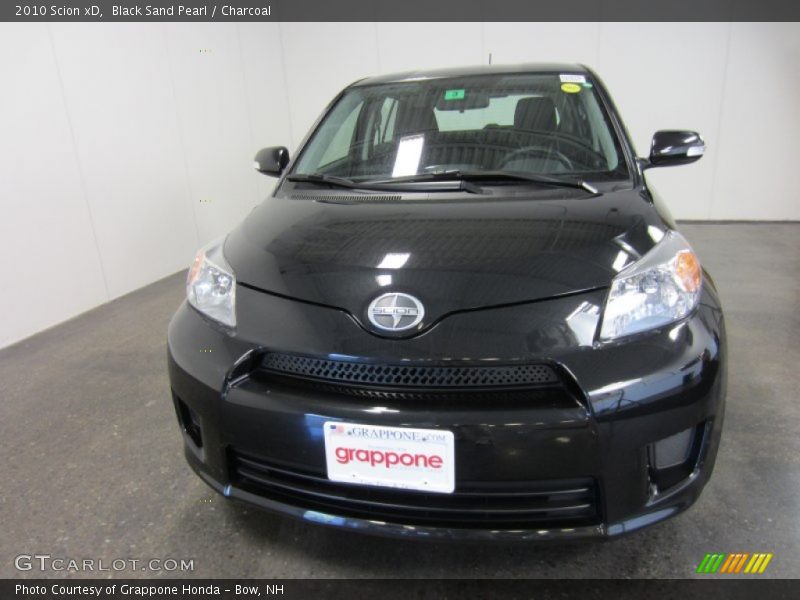 Black Sand Pearl / Charcoal 2010 Scion xD