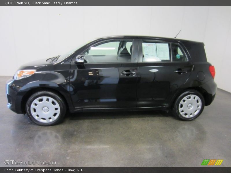 Black Sand Pearl / Charcoal 2010 Scion xD