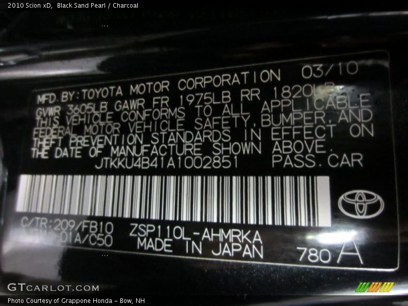 Black Sand Pearl / Charcoal 2010 Scion xD