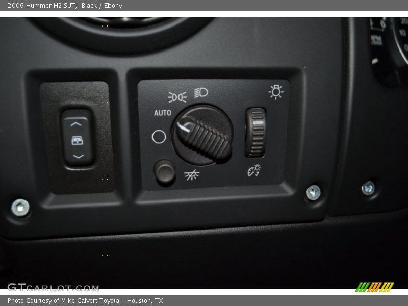 Black / Ebony 2006 Hummer H2 SUT