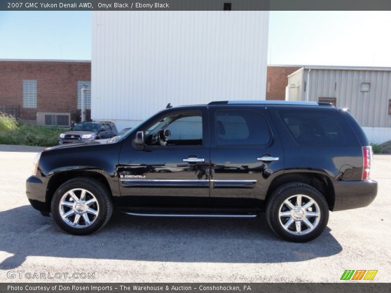 Onyx Black / Ebony Black 2007 GMC Yukon Denali AWD