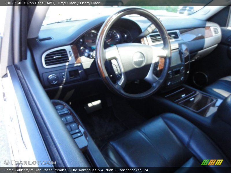 Onyx Black / Ebony Black 2007 GMC Yukon Denali AWD