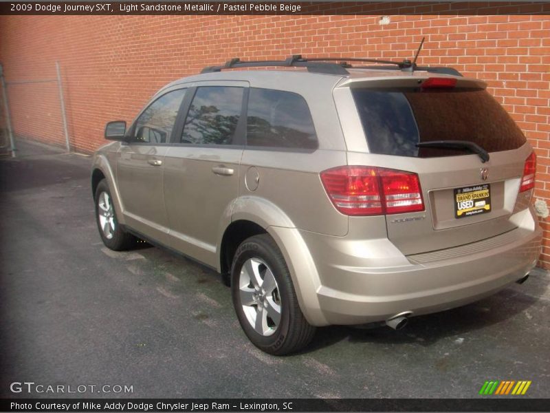 Light Sandstone Metallic / Pastel Pebble Beige 2009 Dodge Journey SXT
