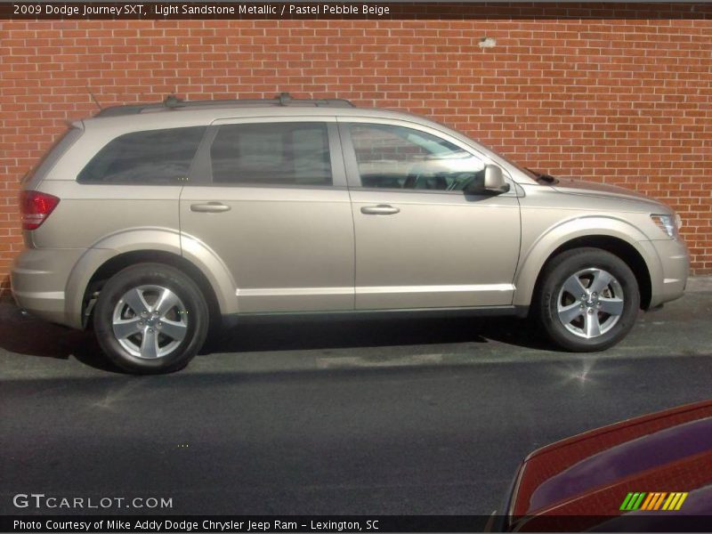 Light Sandstone Metallic / Pastel Pebble Beige 2009 Dodge Journey SXT