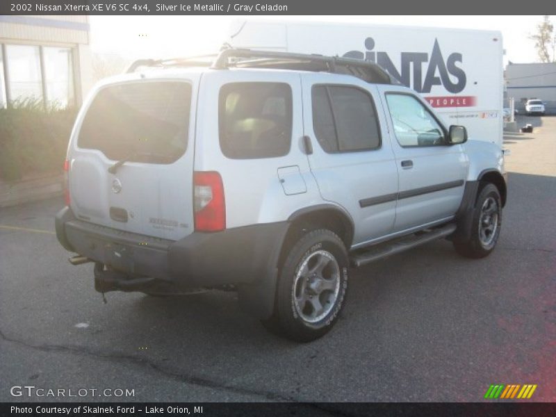 Silver Ice Metallic / Gray Celadon 2002 Nissan Xterra XE V6 SC 4x4