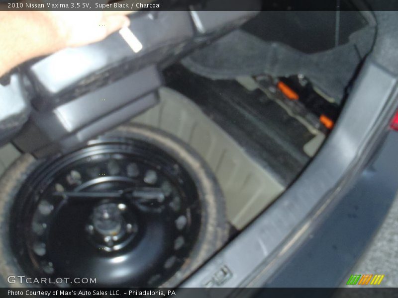 Super Black / Charcoal 2010 Nissan Maxima 3.5 SV