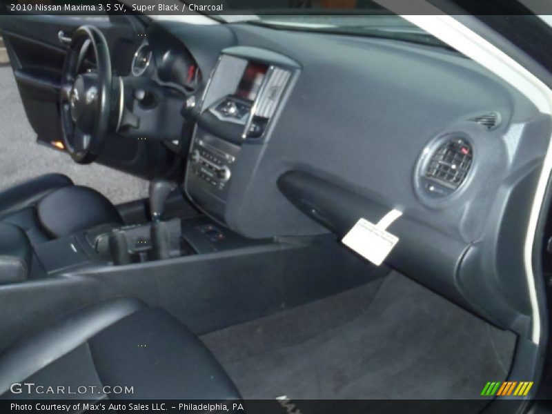 Super Black / Charcoal 2010 Nissan Maxima 3.5 SV