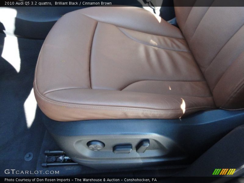 Brilliant Black / Cinnamon Brown 2010 Audi Q5 3.2 quattro