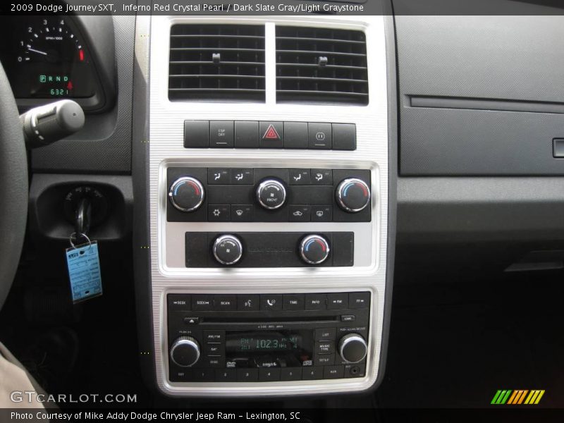 Inferno Red Crystal Pearl / Dark Slate Gray/Light Graystone 2009 Dodge Journey SXT