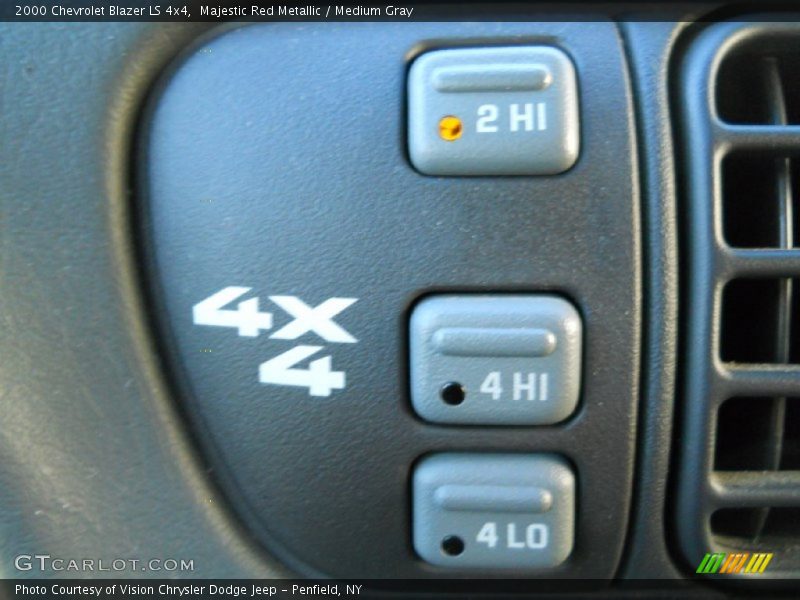 Majestic Red Metallic / Medium Gray 2000 Chevrolet Blazer LS 4x4