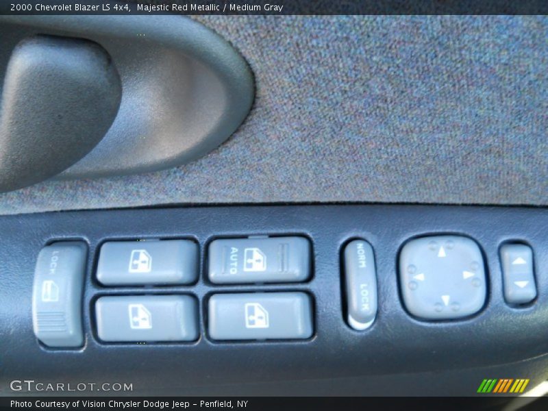 Majestic Red Metallic / Medium Gray 2000 Chevrolet Blazer LS 4x4