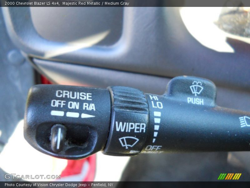 Majestic Red Metallic / Medium Gray 2000 Chevrolet Blazer LS 4x4