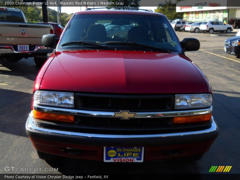 Majestic Red Metallic / Medium Gray 2000 Chevrolet Blazer LS 4x4
