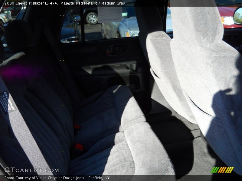 Majestic Red Metallic / Medium Gray 2000 Chevrolet Blazer LS 4x4