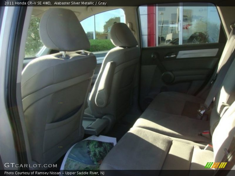 Alabaster Silver Metallic / Gray 2011 Honda CR-V SE 4WD