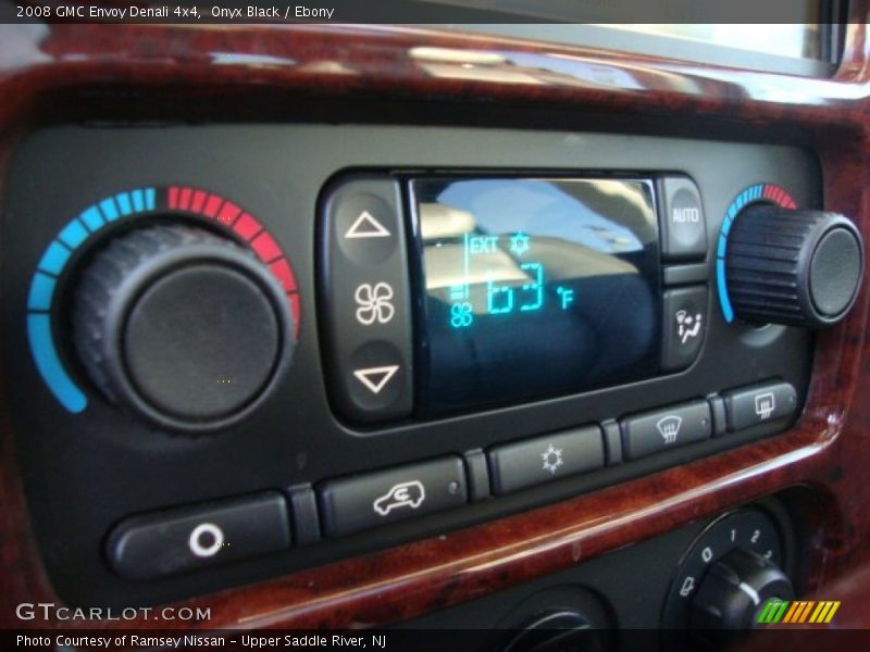 Onyx Black / Ebony 2008 GMC Envoy Denali 4x4
