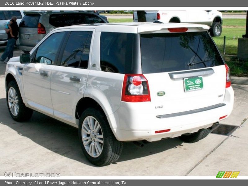 Alaska White / Ebony 2010 Land Rover LR2 HSE