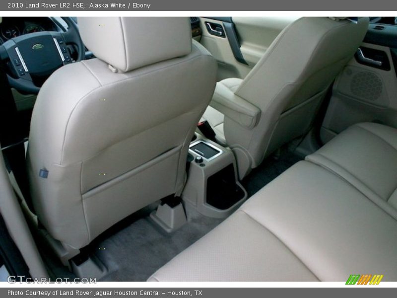 Alaska White / Ebony 2010 Land Rover LR2 HSE