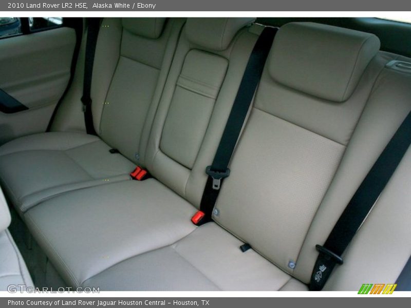 Alaska White / Ebony 2010 Land Rover LR2 HSE