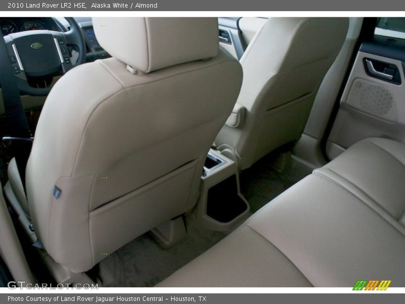 Alaska White / Almond 2010 Land Rover LR2 HSE