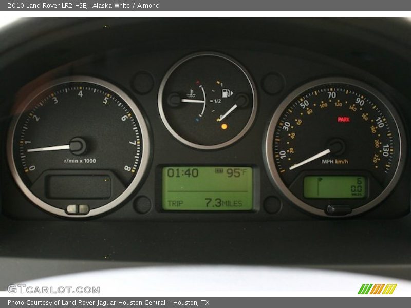  2010 LR2 HSE HSE Gauges